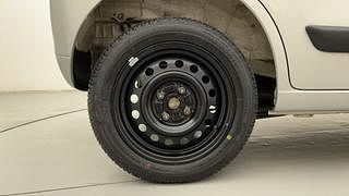 Used 2012 Maruti Suzuki Wagon R 1.0 [2010-2019] VXi Petrol Manual tyres RIGHT REAR TYRE RIM VIEW