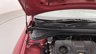 Used 2017 Hyundai Elantra [2016-2022] 2.0 SX MT Petrol Manual engine ENGINE RIGHT SIDE HINGE & APRON VIEW