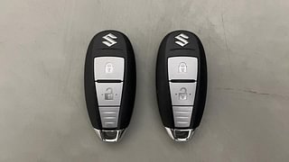 Used 2017 Maruti Suzuki Baleno [2015-2019] Zeta Petrol Petrol Manual extra CAR KEY VIEW