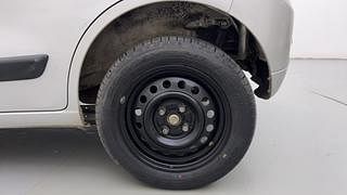 Used 2014 Maruti Suzuki Wagon R 1.0 [2010-2019] VXi Petrol Manual tyres LEFT REAR TYRE RIM VIEW
