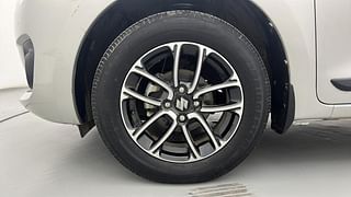 Used 2019 Maruti Suzuki Swift [2017-2020] ZDi Plus Diesel Manual tyres LEFT FRONT TYRE RIM VIEW