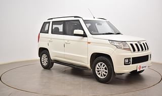 Used 2016 Mahindra TUV300 [2015-2020] T8 Diesel Manual exterior RIGHT FRONT CORNER VIEW