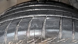 Used 2018 Maruti Suzuki S-Cross [2017-2020] Zeta 1.3 Diesel Manual tyres RIGHT FRONT TYRE TREAD VIEW