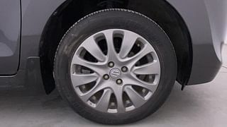 Used 2017 Maruti Suzuki Baleno [2015-2019] Zeta Diesel Diesel Manual tyres RIGHT FRONT TYRE RIM VIEW