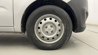 Used 2015 Hyundai i10 [2010-2016] Era Petrol Petrol Manual tyres RIGHT FRONT TYRE RIM VIEW