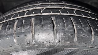 Used 2020 Ford Figo Aspire [2019-2021] Titanium Plus 1.2 Ti-VCT Petrol Manual tyres LEFT FRONT TYRE TREAD VIEW