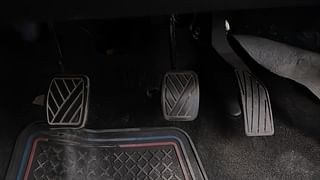 Used 2011 Maruti Suzuki Swift [2011-2017] ZXi Petrol Manual interior PEDALS VIEW