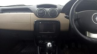 Used 2014 Renault Duster [2012-2015] 85 PS RxL (Opt) Diesel Manual interior MUSIC SYSTEM & AC CONTROL VIEW