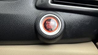 Used 2021 honda Amaze 1.2 VX CVT i-VTEC Petrol Automatic top_features Keyless start