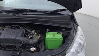 Used 2012 Hyundai i10 [2010-2016] Magna Petrol Petrol Manual engine ENGINE LEFT SIDE HINGE & APRON VIEW