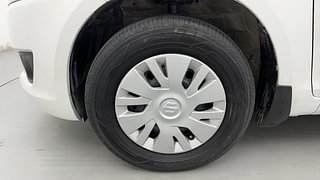 Used 2014 Maruti Suzuki Swift [2011-2017] VXI CNG (Outside Fitted) Petrol+cng Manual tyres LEFT FRONT TYRE RIM VIEW