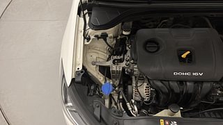 Used 2018 Hyundai Elantra [2016-2022] 2.0 S Petrol Manual engine ENGINE RIGHT SIDE VIEW