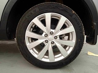 Used 2022 MG Motors Astor Super EX 1.5 MT Petrol Manual tyres LEFT REAR TYRE RIM VIEW