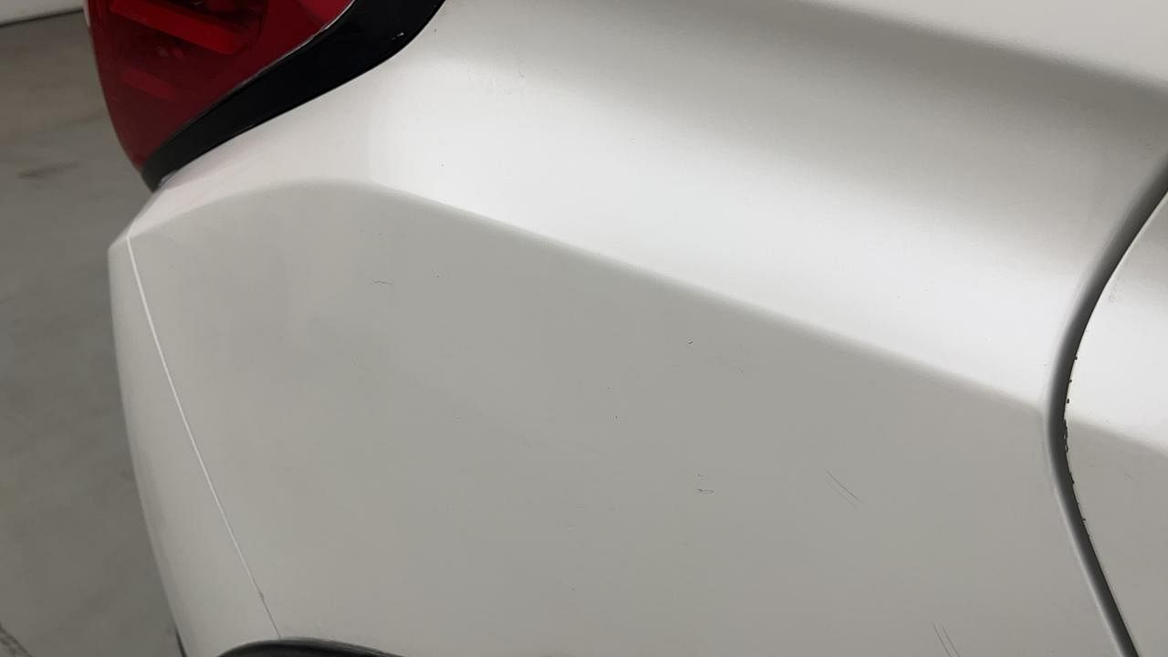 Used 2018 Honda WR-V [2017-2020] Edge Edition i-VTEC S Petrol Manual dents MINOR SCRATCH