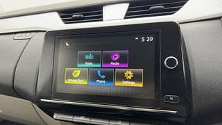 Used 2020 Renault Triber RXZ Petrol Manual top_features Touch screen infotainment system