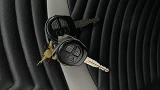 Used 2018 Maruti Suzuki Baleno [2015-2019] Delta AT Petrol Petrol Automatic extra CAR KEY VIEW