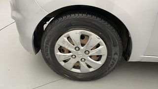 Used 2010 Hyundai i10 [2007-2010] Magna 1.2 Petrol Petrol Manual tyres LEFT FRONT TYRE RIM VIEW