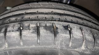Used 2016 Maruti Suzuki Baleno [2015-2019] Alpha Petrol Petrol Manual tyres LEFT FRONT TYRE TREAD VIEW