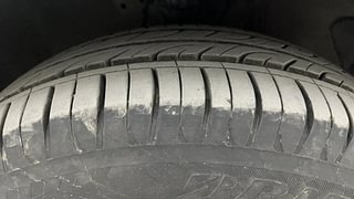 Used 2014 Hyundai i20 [2012-2014] Asta 1.4 CRDI Diesel Manual tyres RIGHT FRONT TYRE TREAD VIEW
