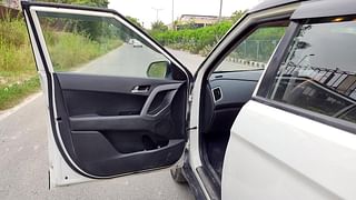 Used 2017 Hyundai Creta [2015-2018] 1.6 SX Plus Petrol Petrol Manual interior LEFT FRONT DOOR OPEN VIEW