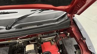Used 2018 Mahindra KUV100 NXT K8 6 STR Dual Tone Petrol Manual engine ENGINE LEFT SIDE HINGE & APRON VIEW