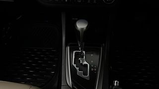 Used 2016 Toyota Corolla Altis [2014-2017] VL AT Petrol Petrol Automatic interior GEAR  KNOB VIEW