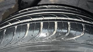 Used 2011 Hyundai i20 [2008-2012] Magna 1.2 Petrol Manual tyres LEFT REAR TYRE TREAD VIEW