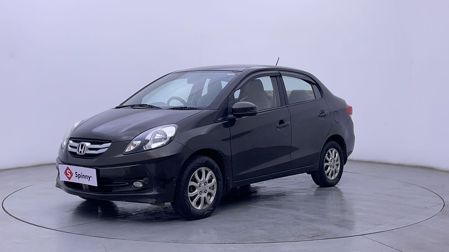 LEFT FRONT CORNER VIEW