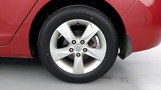 Used 2012 Hyundai Neo Fluidic Elantra [2012-2016] 1.6 SX MT CRDi Diesel Manual tyres LEFT REAR TYRE RIM VIEW