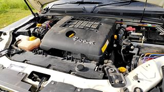 Used 2017 Mahindra Scorpio [2014-2017] S8 Diesel Manual engine ENGINE LEFT SIDE VIEW