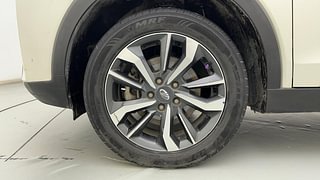 Used 2019 Mahindra XUV 300 W8 AMT (O) Diesel Diesel Automatic tyres LEFT FRONT TYRE RIM VIEW