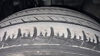 Used 2018 Hyundai Elite i20 [2018-2020] Asta CVT Petrol Automatic tyres RIGHT FRONT TYRE TREAD VIEW