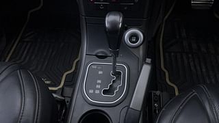 Used 2017 Mahindra XUV500 [2015-2018] W10 AWD AT Diesel Automatic interior GEAR  KNOB VIEW