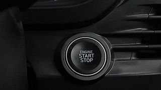 Used 2022 Hyundai New i20 Asta (O) 1.2 MT Petrol Manual top_features Keyless start