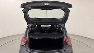 Used 2017 Hyundai Grand i10 [2017-2020] Sportz (O) 1.2 kappa VTVT Petrol Manual interior DICKY DOOR OPEN VIEW