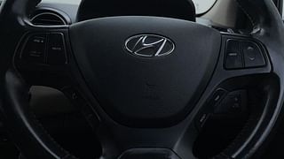 Used 2014 Hyundai Grand i10 [2013-2017] Asta 1.2 Kappa VTVT (O) Petrol Manual top_features Steering mounted controls