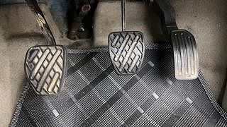 Used 2013 Renault Scala [2012-2018] RxL Diesel Diesel Manual interior PEDALS VIEW