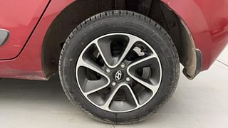 Used 2018 Hyundai Grand i10 [2017-2020] Asta 1.2 Kappa VTVT Petrol Manual tyres LEFT REAR TYRE RIM VIEW