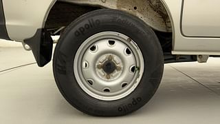 Used 2022 Maruti Suzuki Eeco AC(O) CNG 5 STR Petrol+cng Manual tyres RIGHT REAR TYRE RIM VIEW