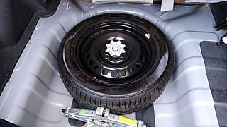 Used 2014 Hyundai Xcent [2014-2017] S (O) Petrol Petrol Manual tyres SPARE TYRE VIEW