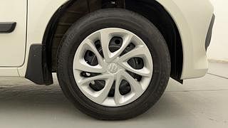 Used 2022 Maruti Suzuki Celerio ZXi Petrol Manual tyres RIGHT FRONT TYRE RIM VIEW