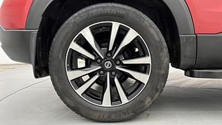 Used 2019 Nissan Kicks [2018-2020] XV Premium (O) Dual Tone Diesel Diesel Manual tyres RIGHT REAR TYRE RIM VIEW