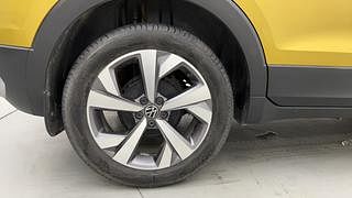 Used 2022 Volkswagen Taigun Topline 1.0 TSI MT Petrol Manual tyres RIGHT REAR TYRE RIM VIEW