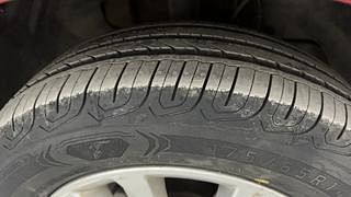 Used 2018 Tata Tiago [2016-2020] Revotron XZA AMT Petrol Automatic tyres RIGHT FRONT TYRE TREAD VIEW