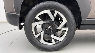 Used 2021 Nissan Magnite XV Premium Petrol Manual tyres RIGHT REAR TYRE RIM VIEW