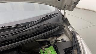 Used 2016 Hyundai Grand i10 [2013-2017] Magna 1.2 Kappa VTVT Petrol Manual engine ENGINE LEFT SIDE HINGE & APRON VIEW