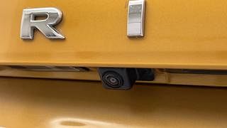 Used 2022 Renault Triber RXZ Petrol Manual top_features Rear camera
