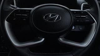 Used 2021 Hyundai Venue [2019-2022] SX 1.0 (O) Turbo iMT Petrol Manual top_features Airbags
