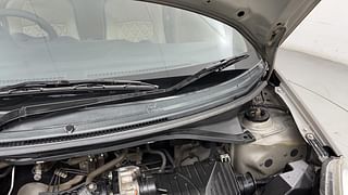 Used 2015 Honda Brio [2011-2016] S MT Petrol Manual engine ENGINE LEFT SIDE HINGE & APRON VIEW