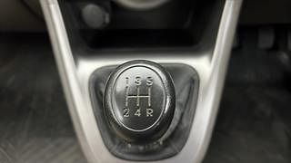 Used 2014 Hyundai i10 [2010-2016] Magna Petrol Petrol Manual interior GEAR  KNOB VIEW